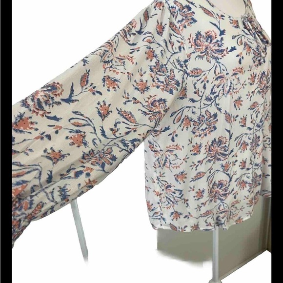 Lucky Brand Long Sleeve Lightweight White Floral Print Top XL - Picture 2 of 6